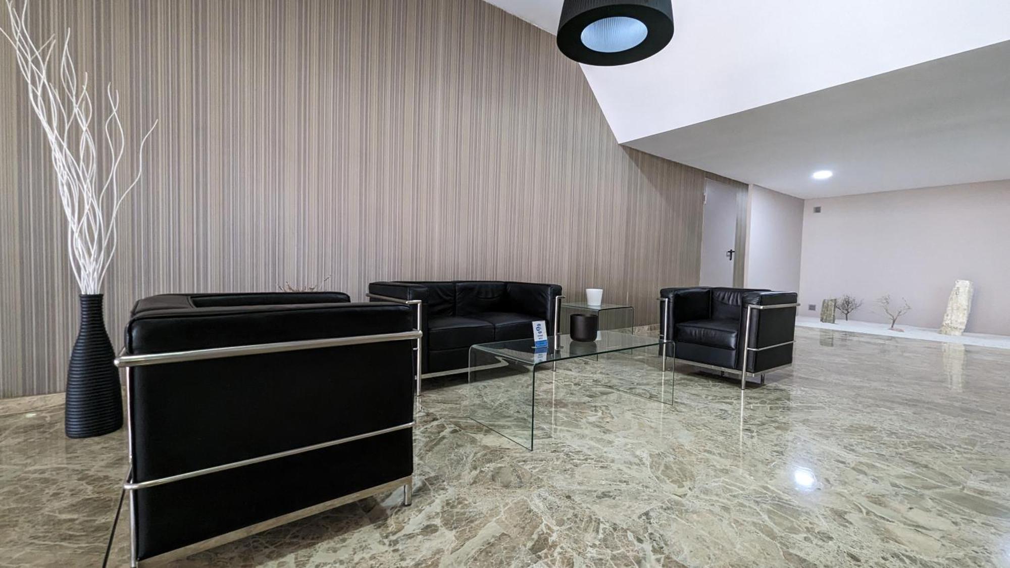 Apartment Torre Lugano Sea View *