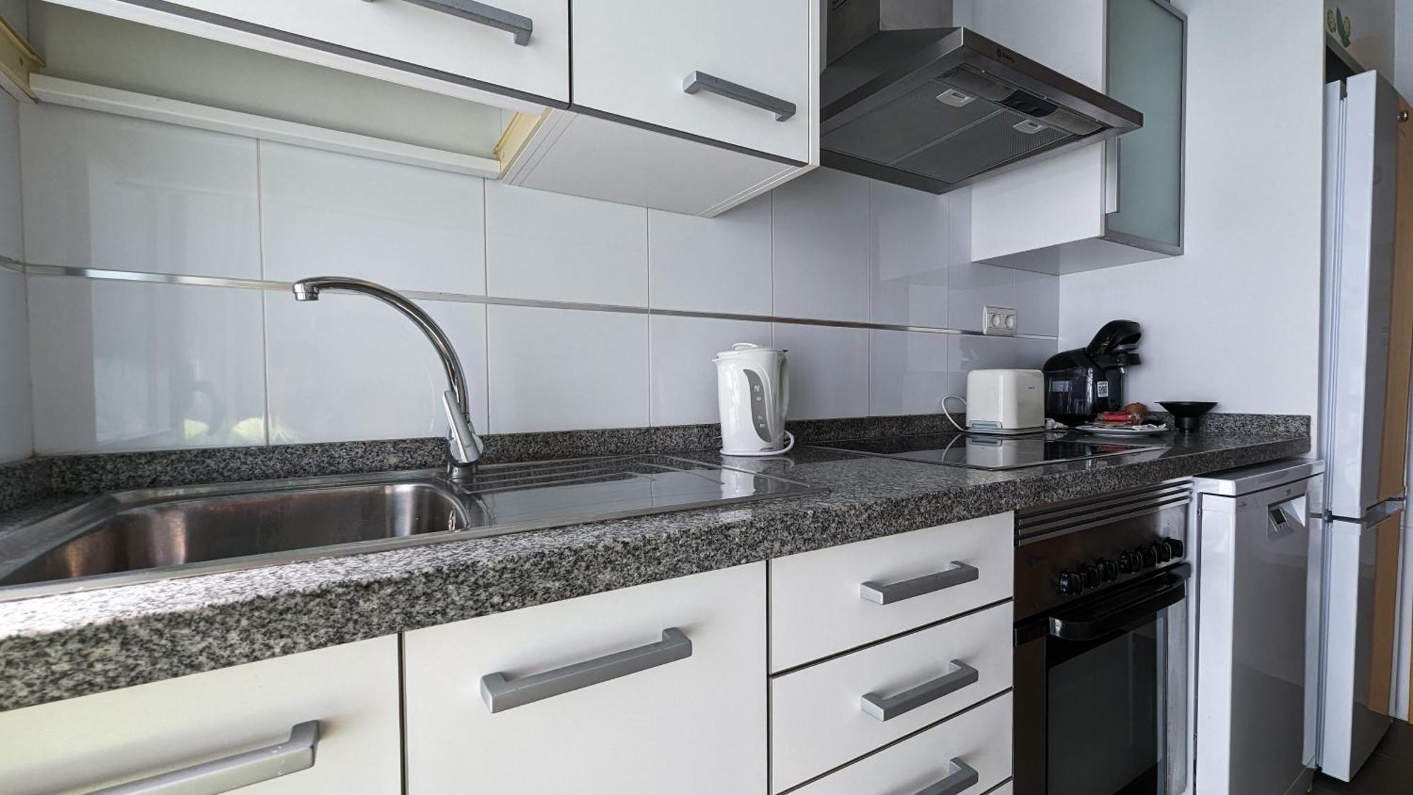 Apartment Torre Lugano Sea View *